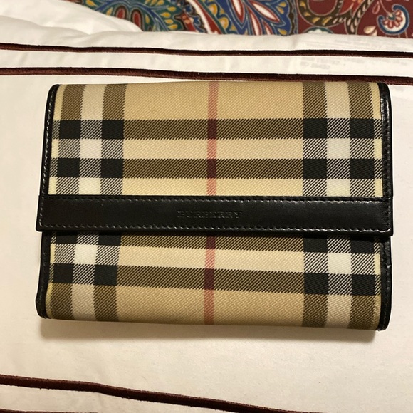 Authentic Burberry Wallet - Picture 1 of 16